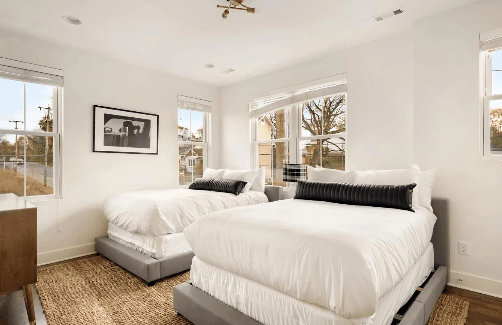 Hart Suite Buyout 1 By Avantstay Two Town House Buyout W Modern Amenities In Nashville 0*,